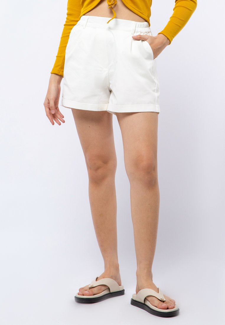Short Pants with Elastic Waistband