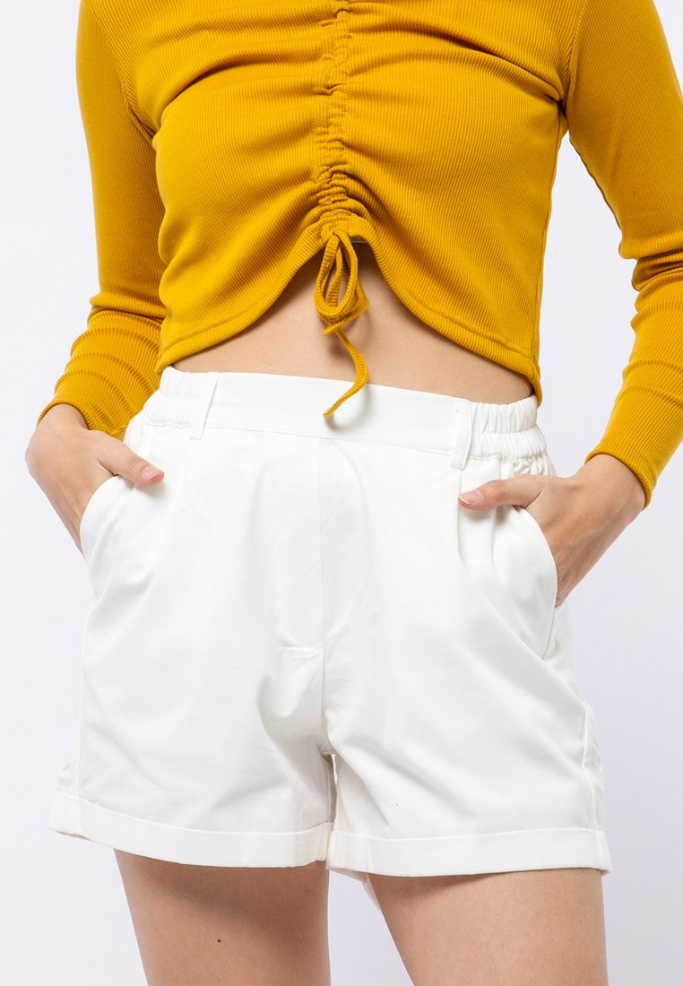 Short Pants with Elastic Waistband
