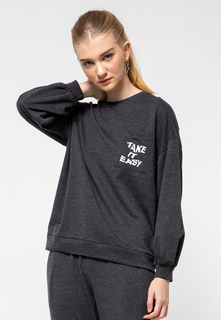 Sweatshirt with Front pocket