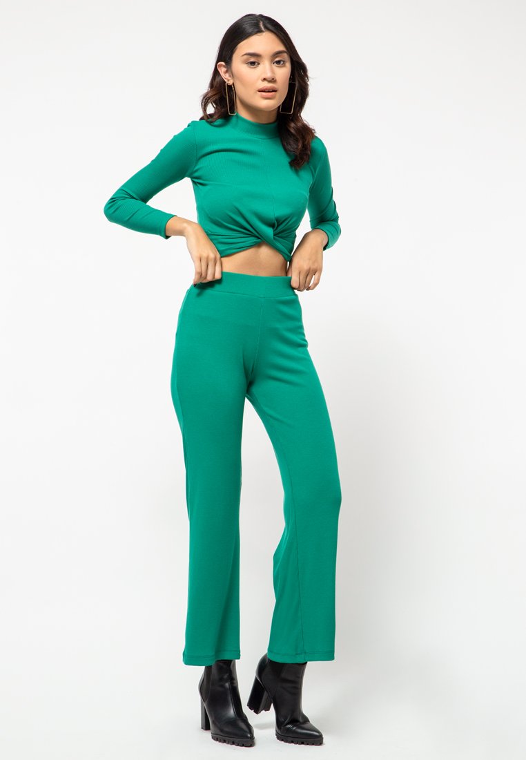 Twist Rib Top
