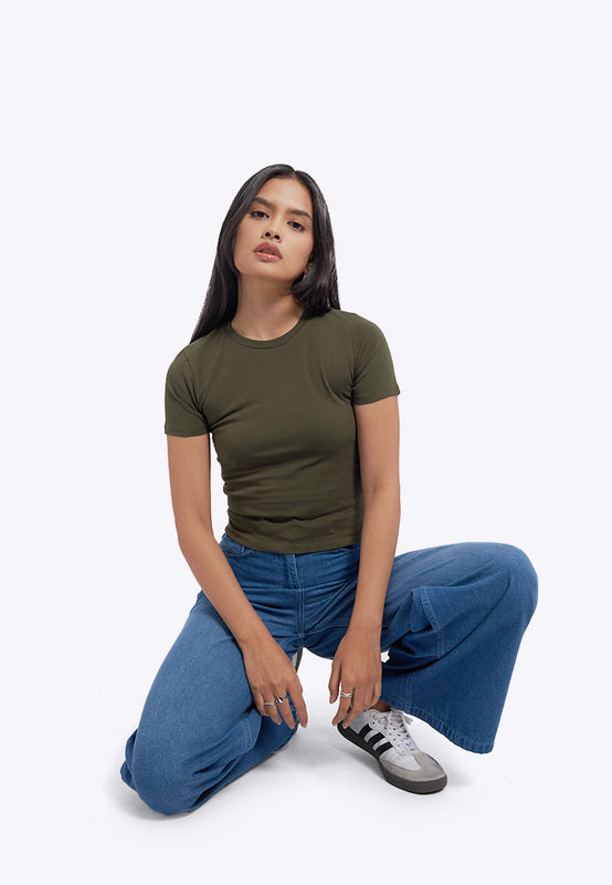 Basic Short Sleeves Fitted T-Shirt