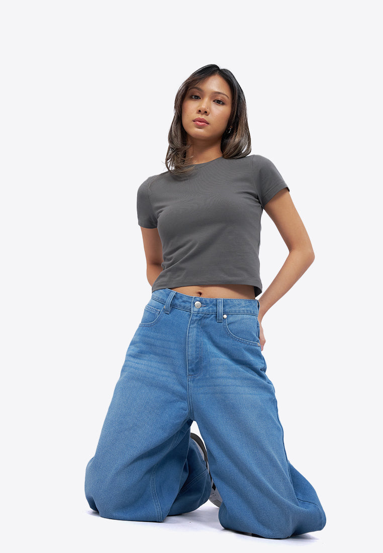 Short Sleeve Fitted Crop T-Shirt