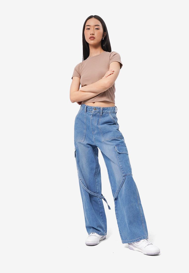 Short Sleeve Fitted Crop T-Shirt