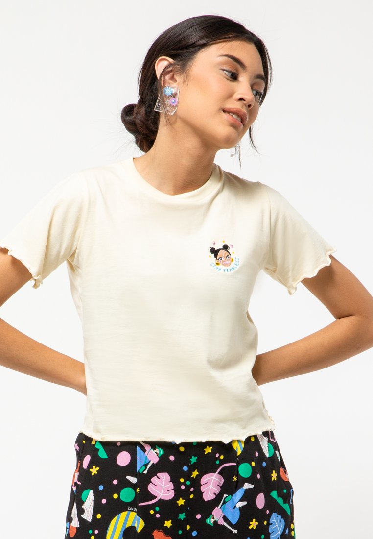Colorbox X Dinda Puspitasari Embroidery Crop Top