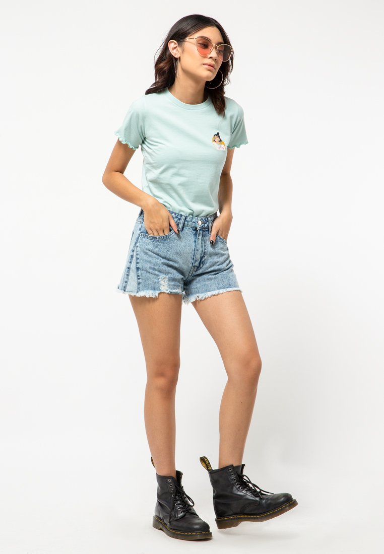 Colorbox X Dinda Puspitasari Embroidery Crop Top
