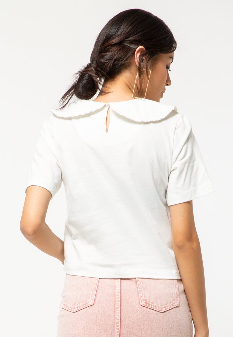 Peterpan Collar Tee