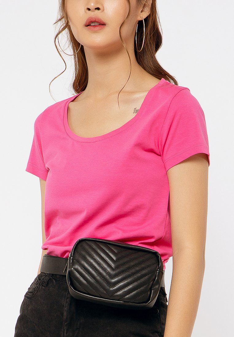 Basic T-shirt