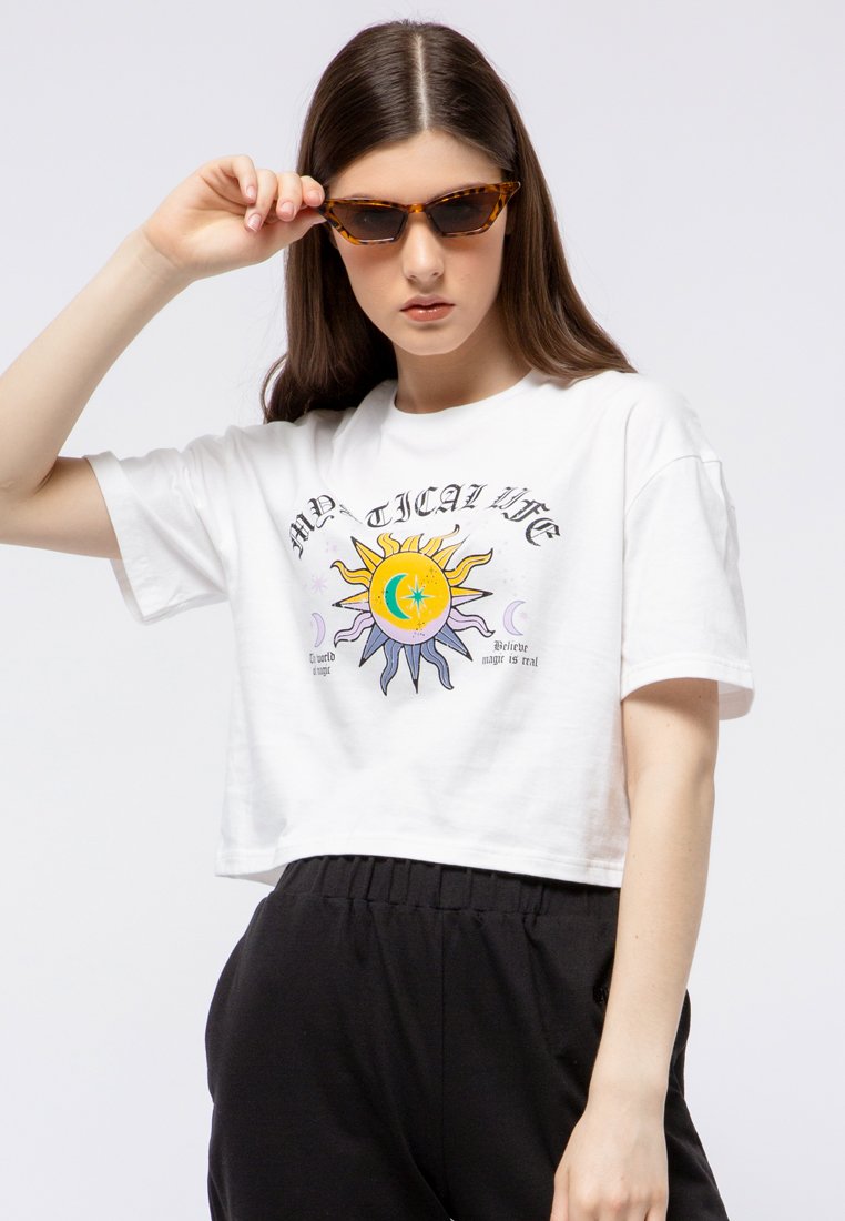 Oversize Cropped Tee