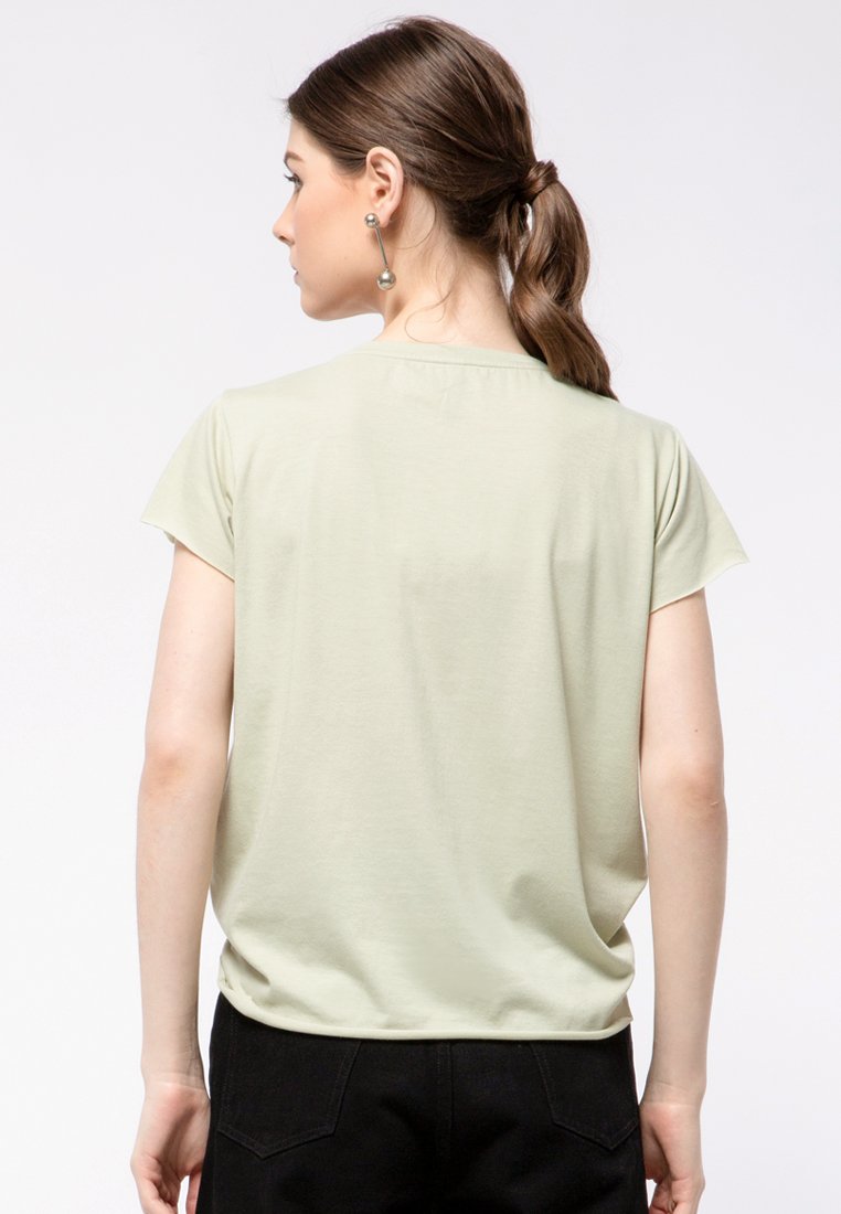 Loose Short Sleeve T-shirt