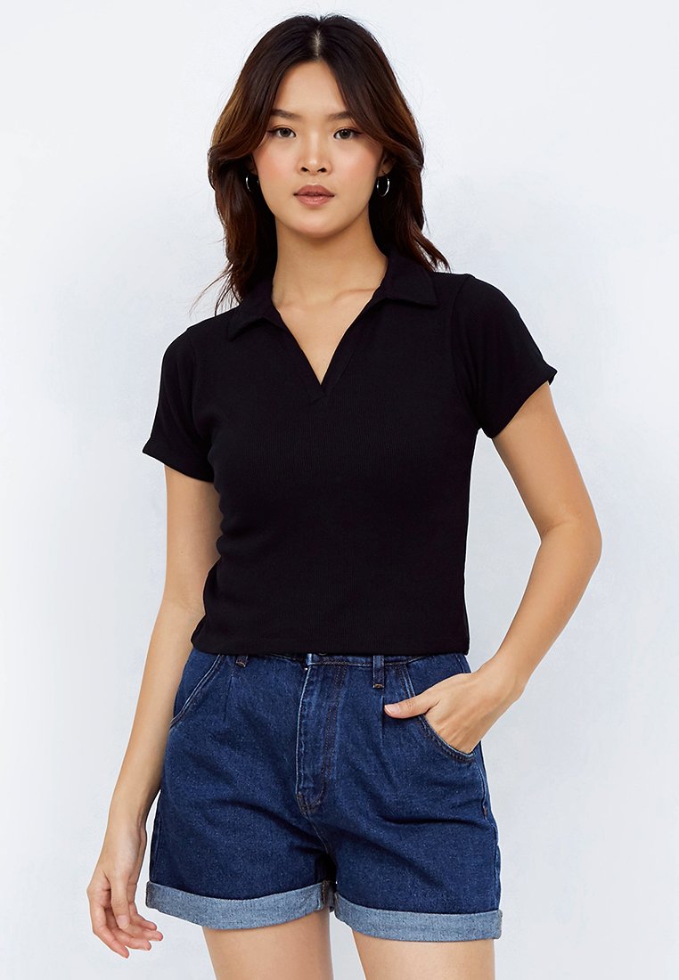 Ribbed V-neck Top