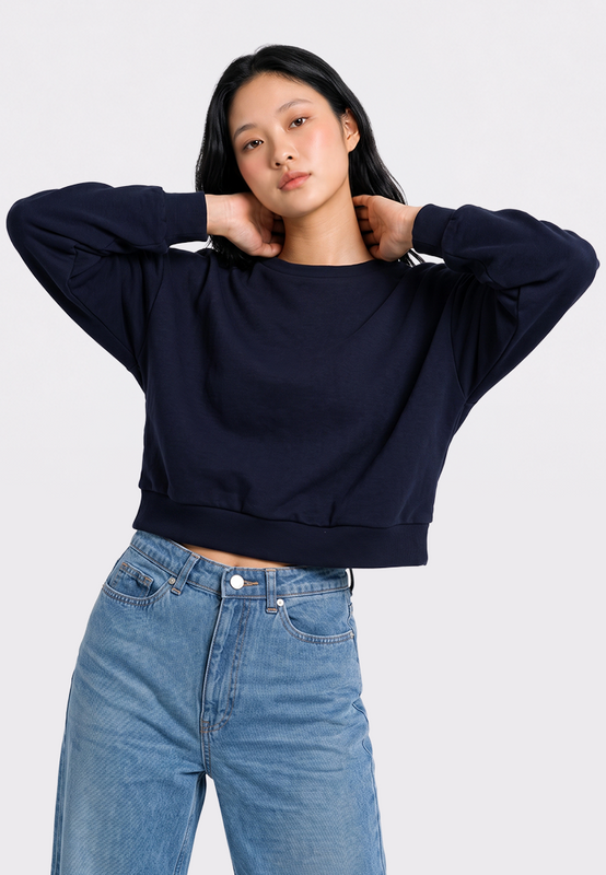 Long Sleeve Crop Sweatshirt