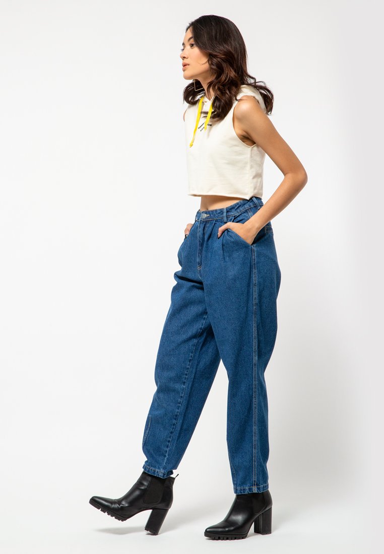 Embroidary Hoodie Crop Top