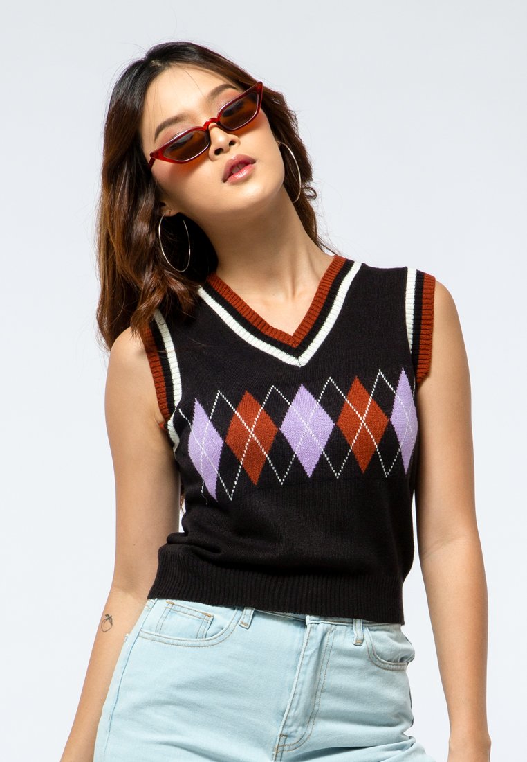 Graphic Knit Vest