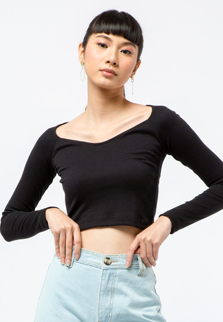 Hearth Shape Neck Top