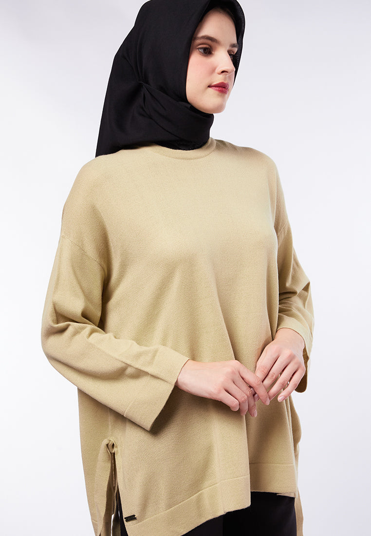 OVERSIZED KNIT TOP