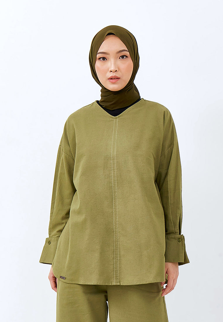 BASIC BLOUSE