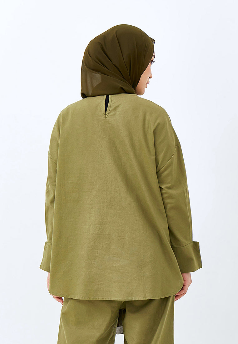 BASIC BLOUSE