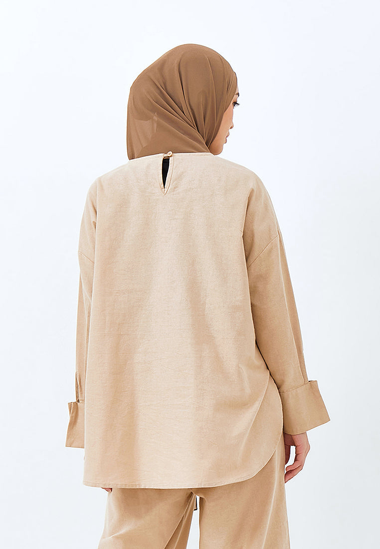BASIC BLOUSE