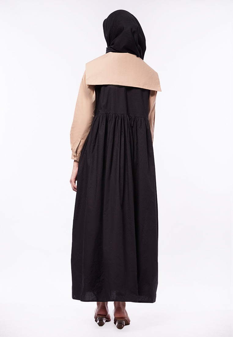 SLEEVELESS DRESS