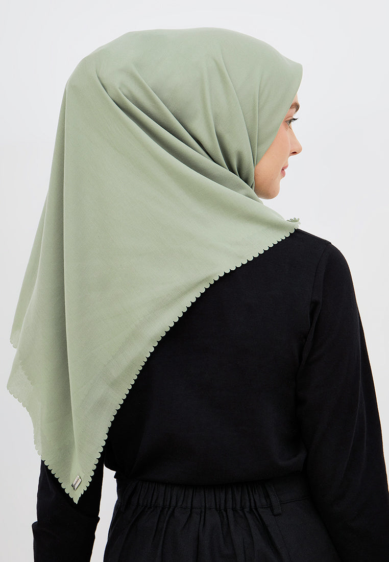 PLAIN SQUARE SCARF