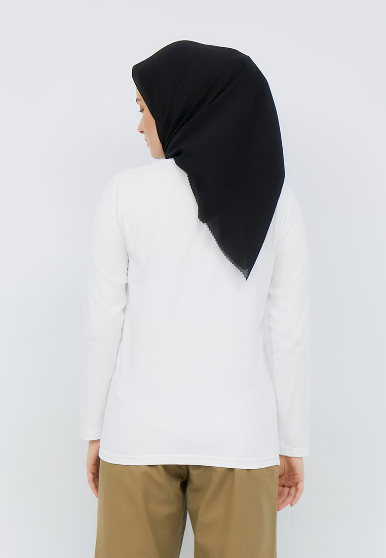 THUMBHOLE T-SHIRT