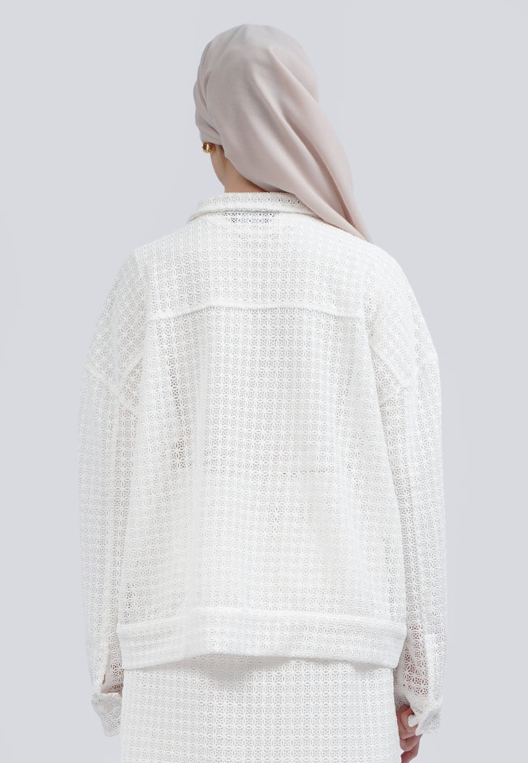 SAACHI OUTER
