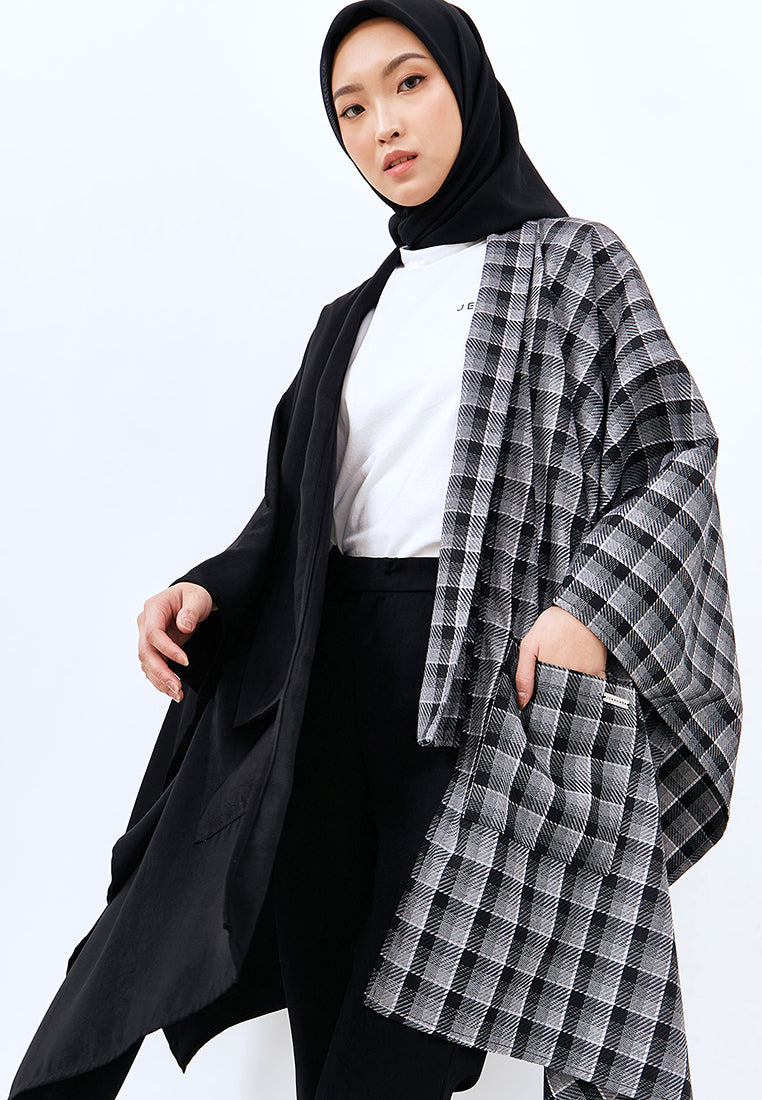 POCKET SQUARE OUTER