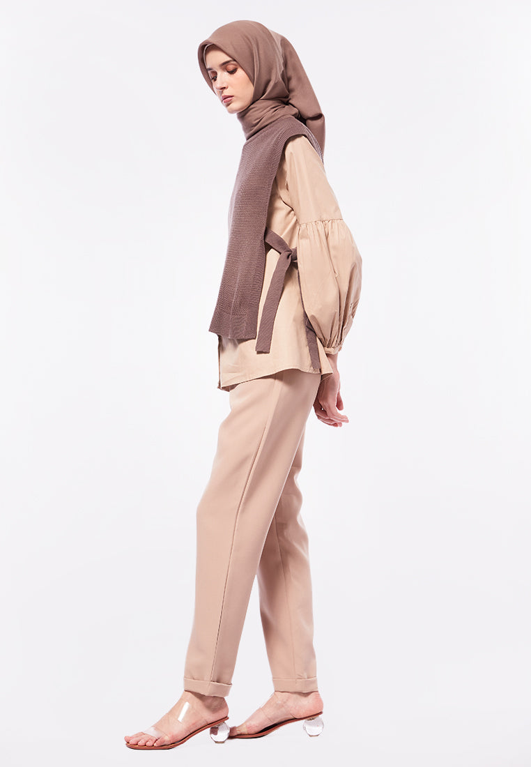 SLEVELESS KNIT OUTER