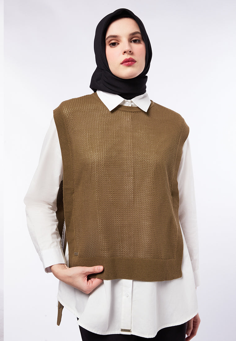SLEVELESS KNIT OUTER