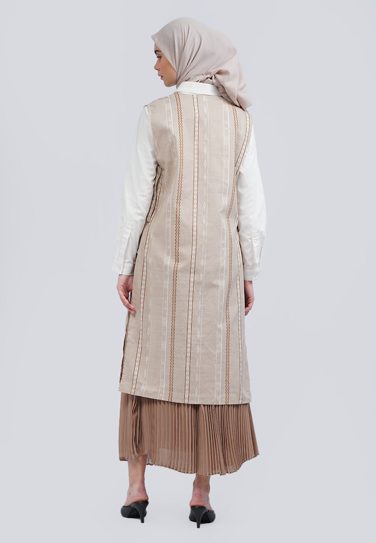 HAINA VEST