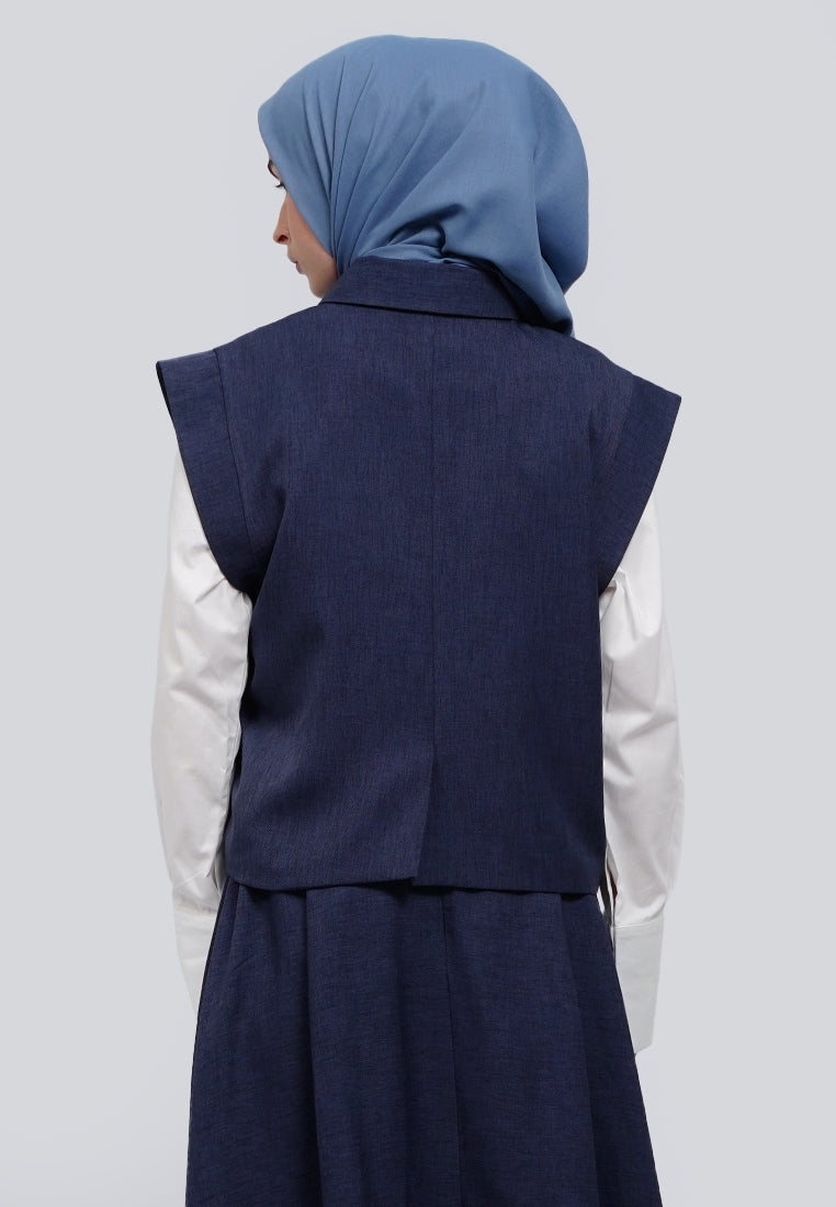 IZZA VEST