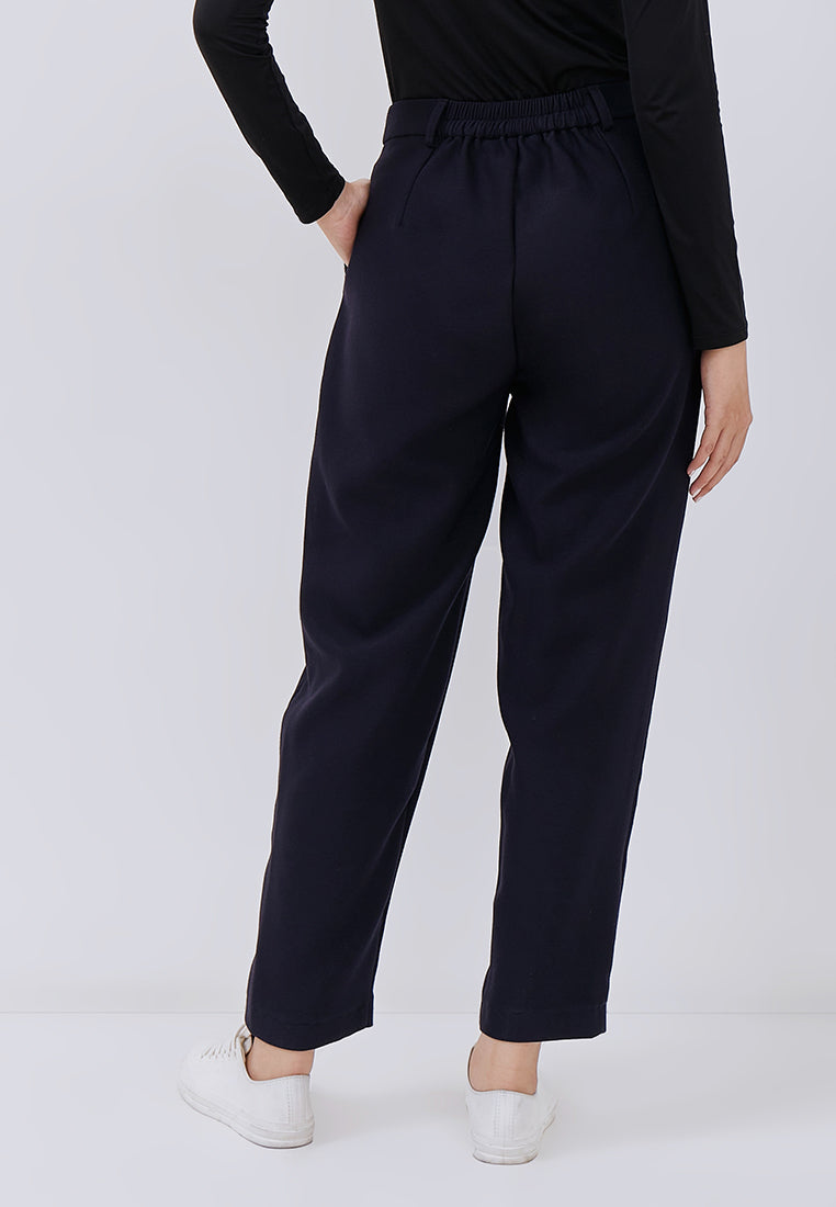 PEGGED PANTS