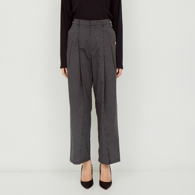 Wide-Leg Pleated Pants