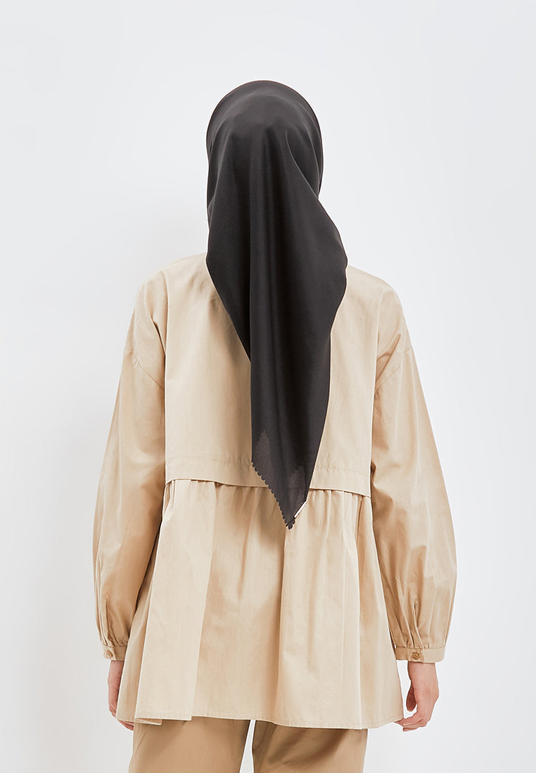 GATHERED BLOUSE