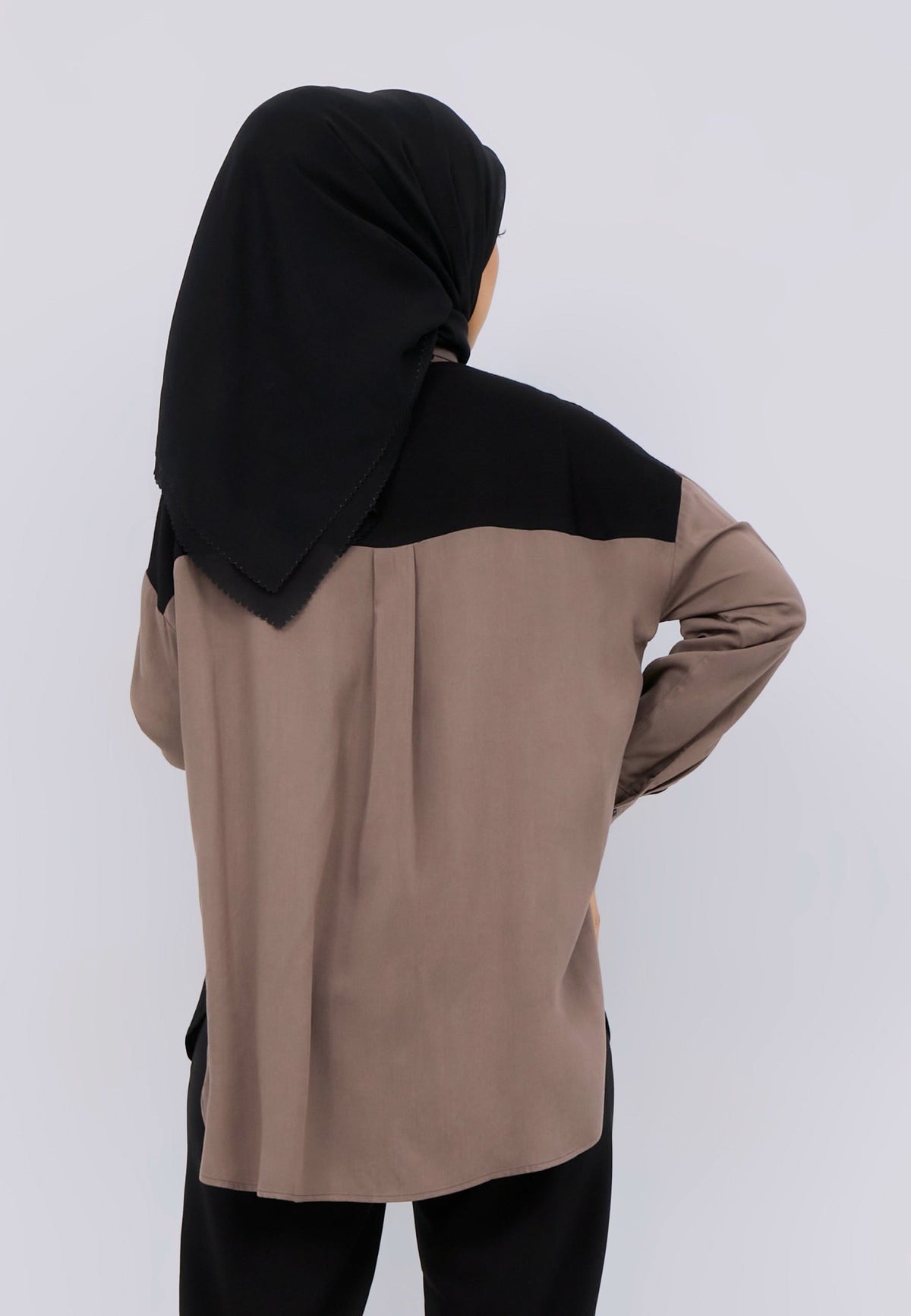 Oversized Two-Tone Shirt