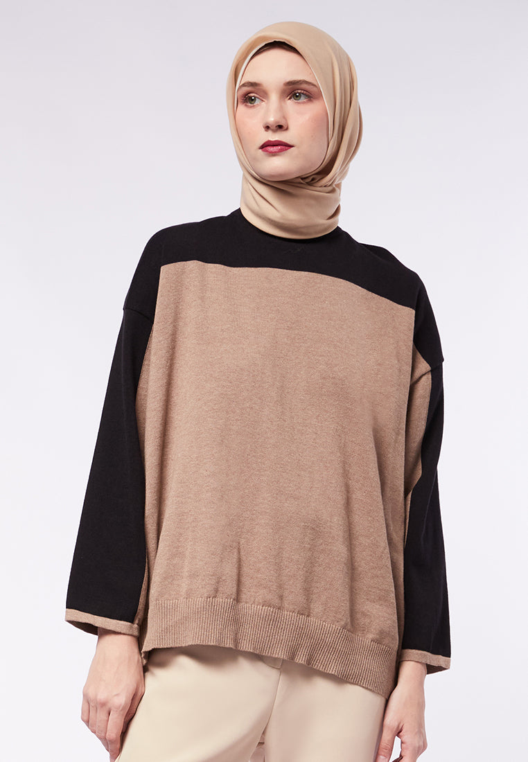 TWO TONE SWEATER