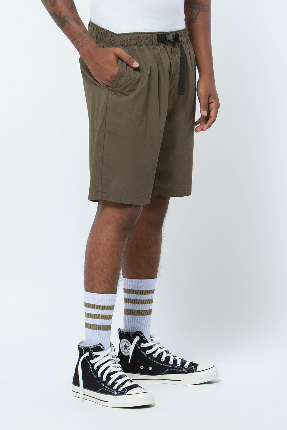Short Pants With Elastic Waist
