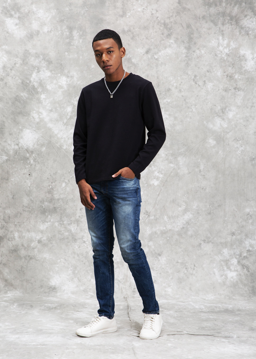 Sweatshirt Black Line Ss20