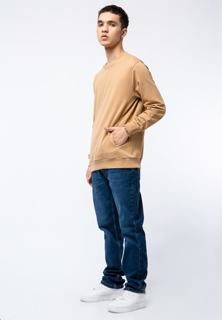 Pocket Sweatshirt