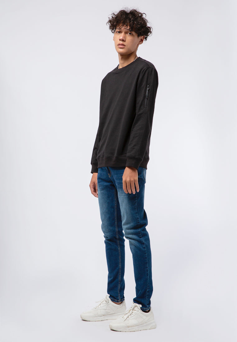Sweatshirt With Sleeve Pocket