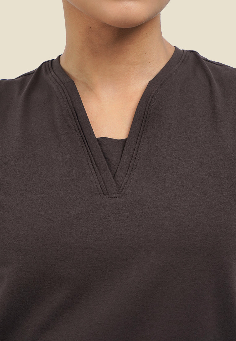 Ease V-Neck Court Tank