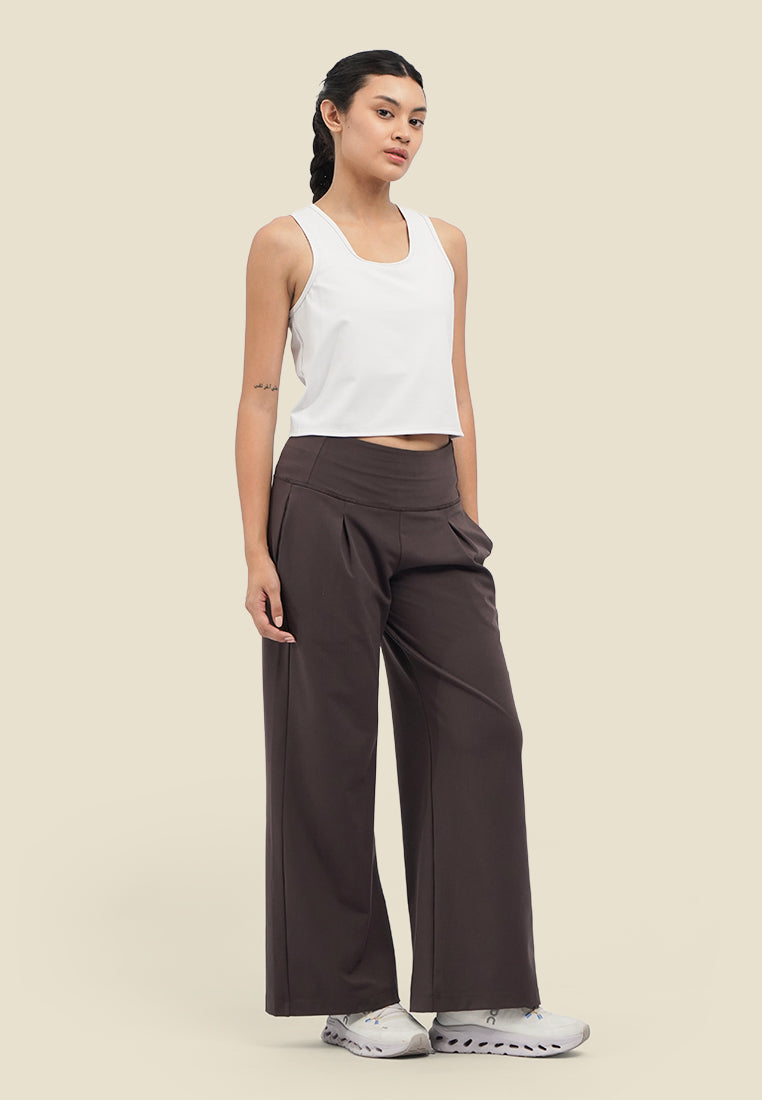Core Sleeveless T-Shirt