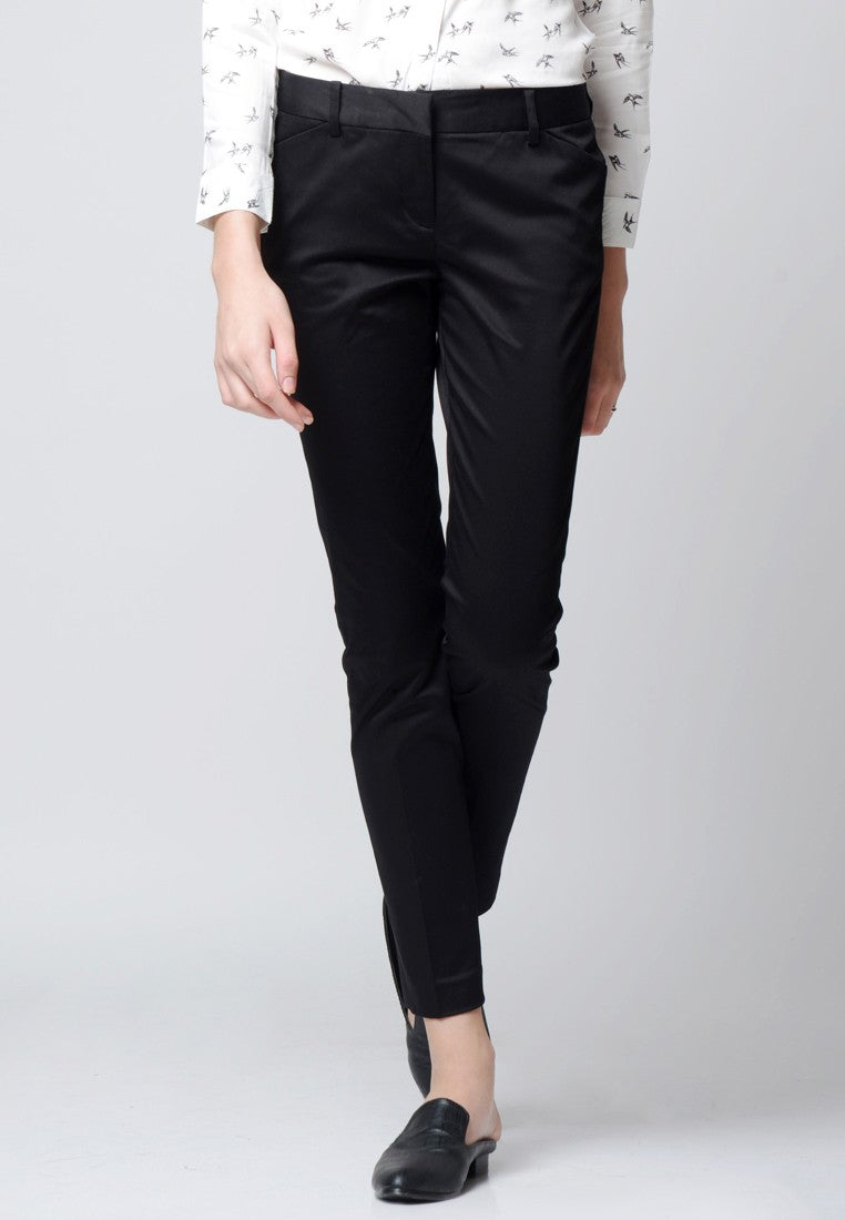 Black Manhattan Editor Pants