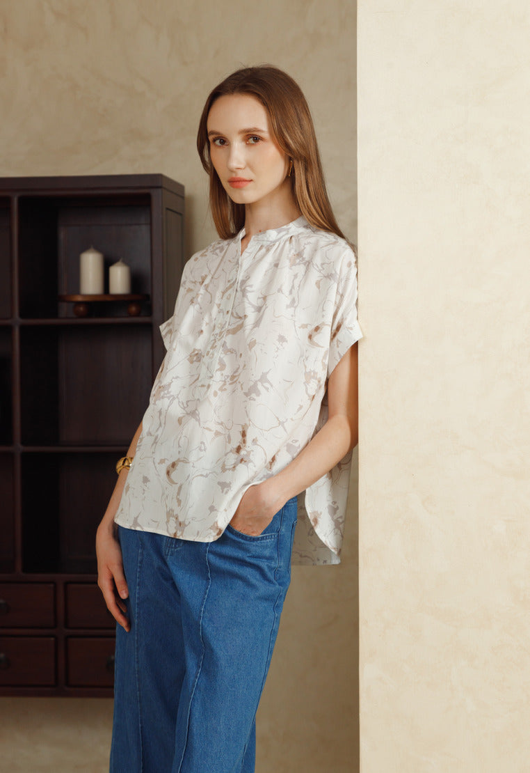 Printed Short Sleeve Blouse