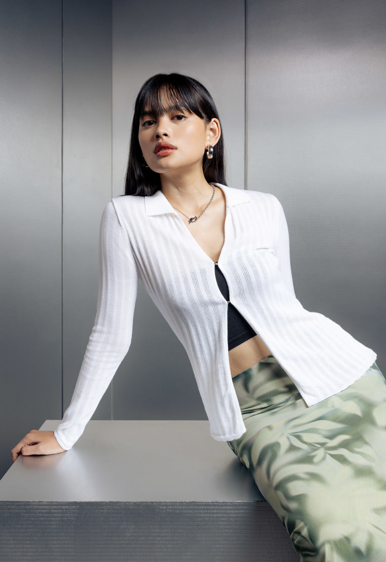 Long Sleeve Knit Top with Button