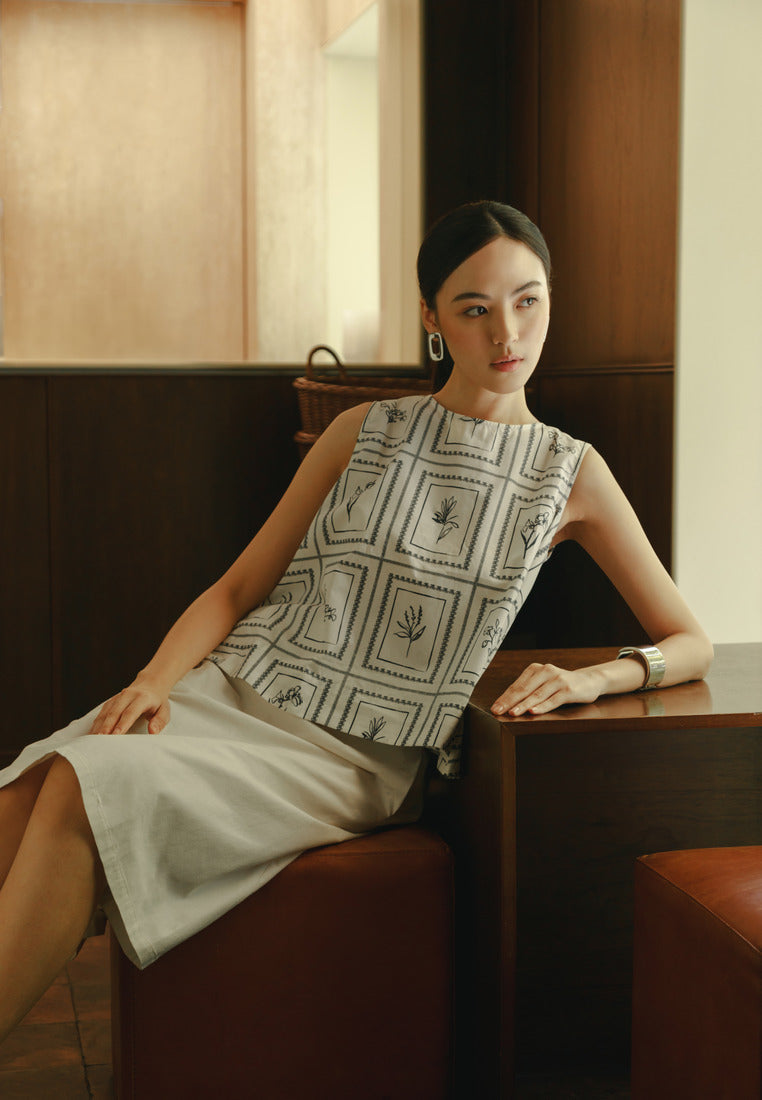 Printed Sleeveless Blouse